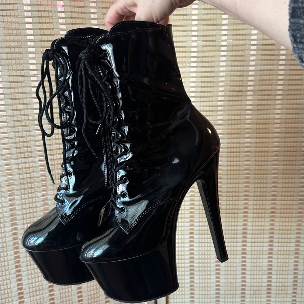 PLEASER Size 9 Sky-1020 7” Black Patent Platform Lace-Up Boots Poledance